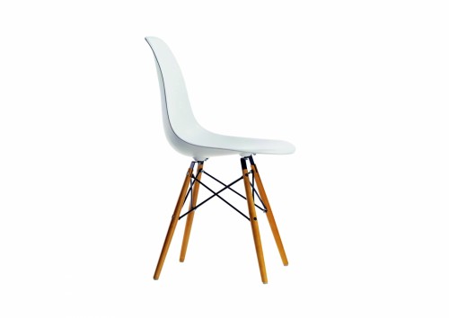 Dans la catégorie chaise & tabouret : Eames Plastic chair DSW par Vitra