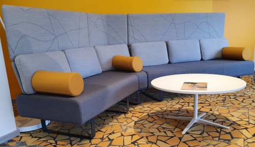Furniture for Waiting Areas Settle by Bene