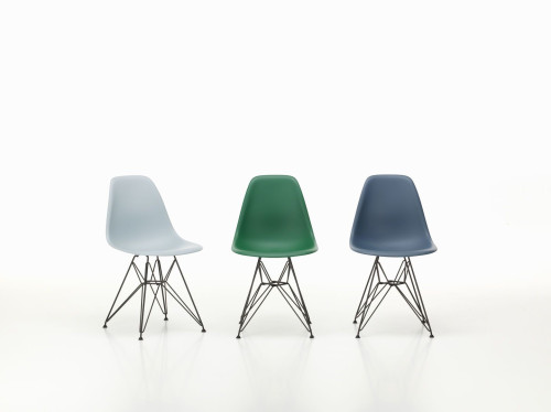  by Vitra