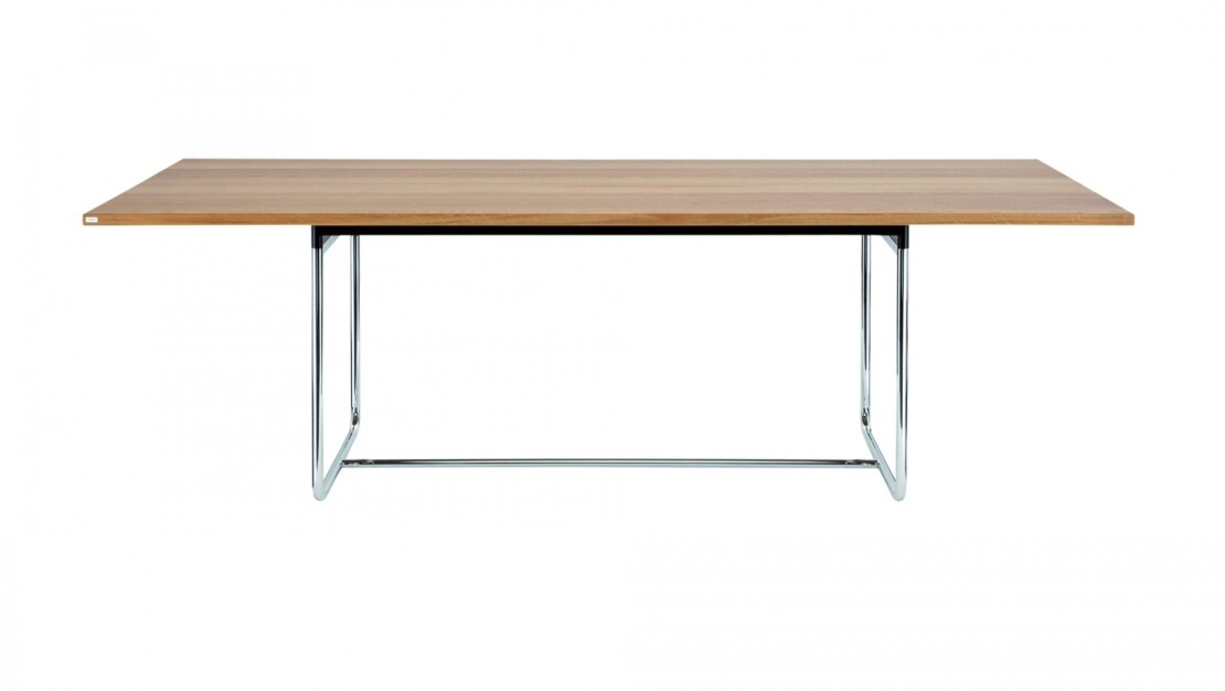 S1070 par Thonet
