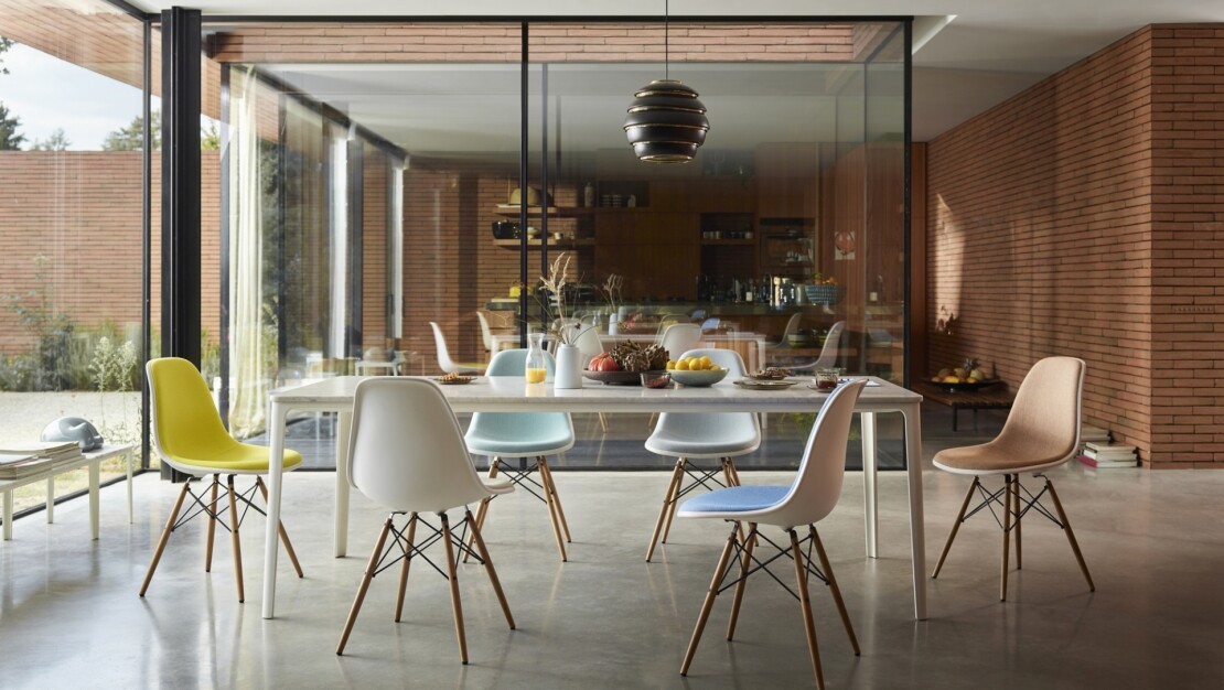 Plate Dining Table by Vitra