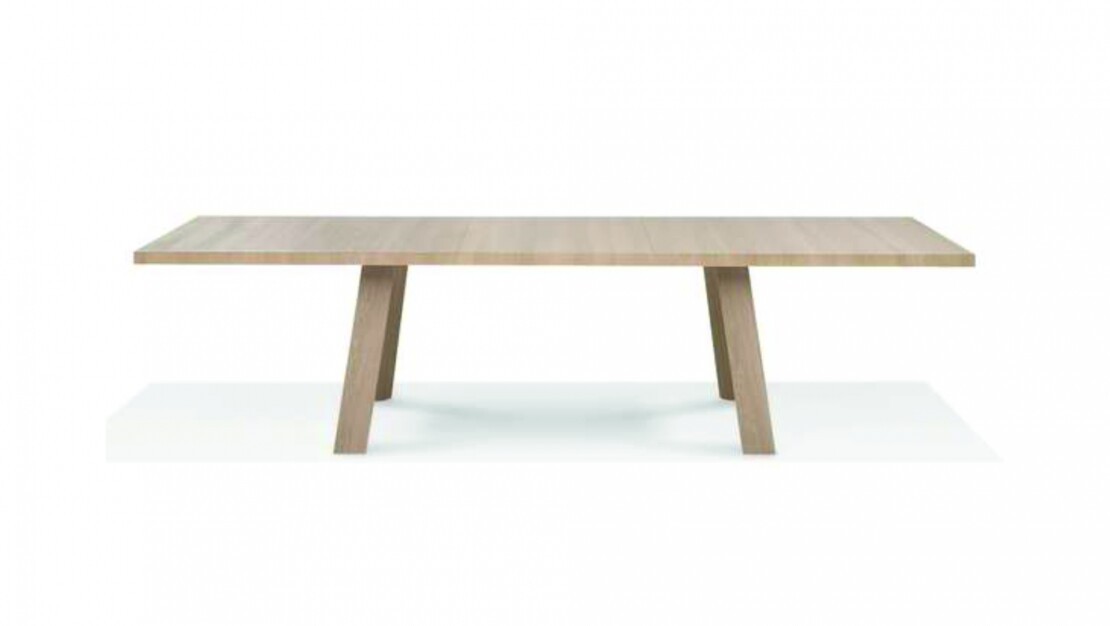 Tadeo by Walter Knoll