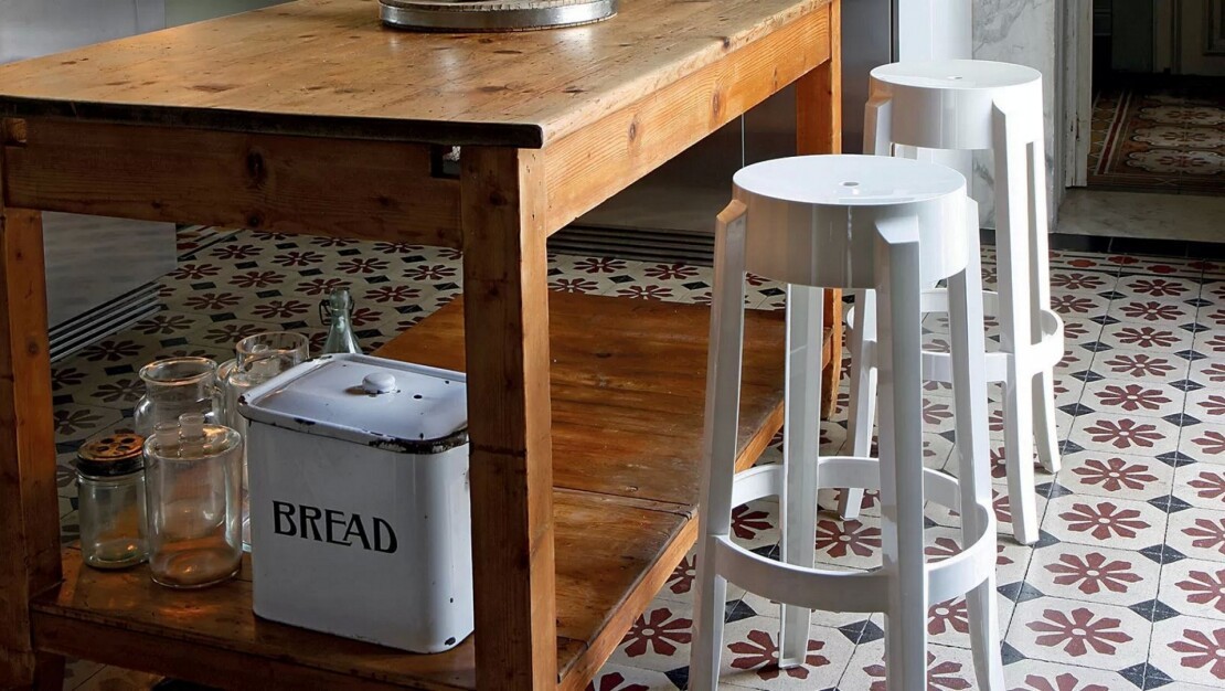 Charles Ghost by Kartell
