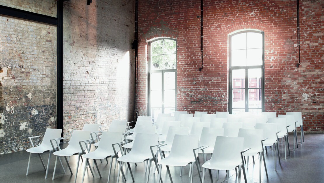 Aula by Wilkhahn