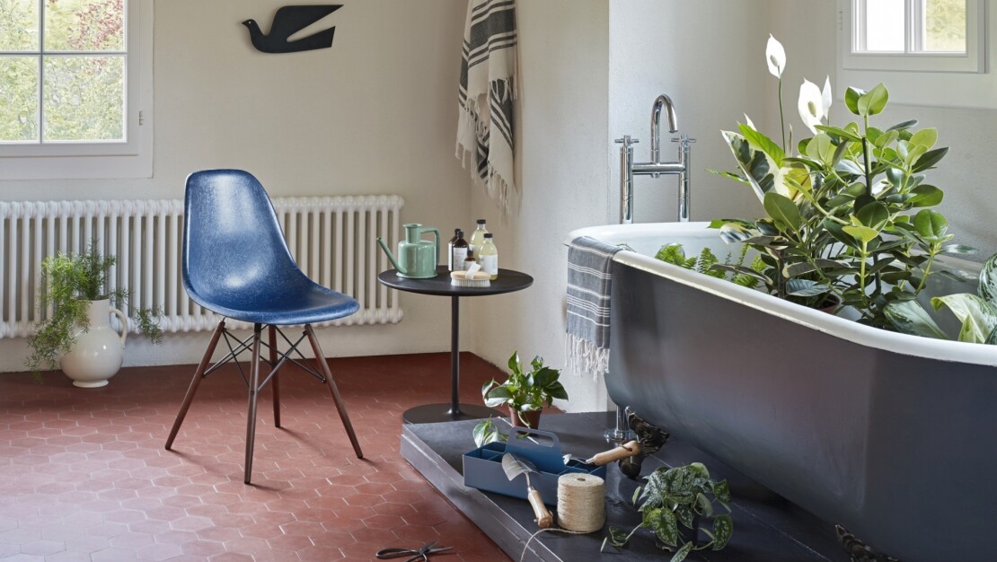 Eames Fiberglass Side Chair by Vitra