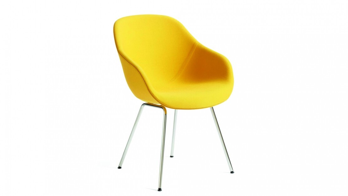 About a Chair AAC 127 par Hay