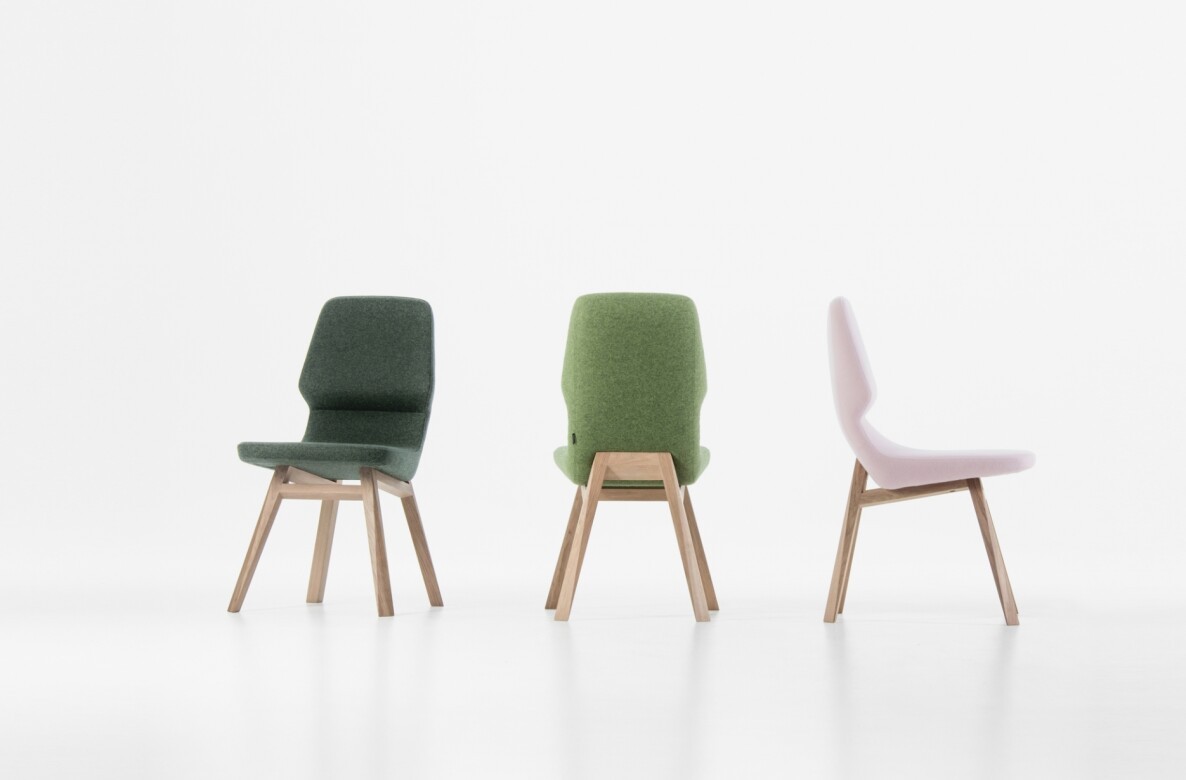 Dans la catégorie chaise & tabouret : Oblique par Prostoria