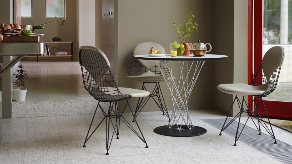 Wire chair DKR by Vitra