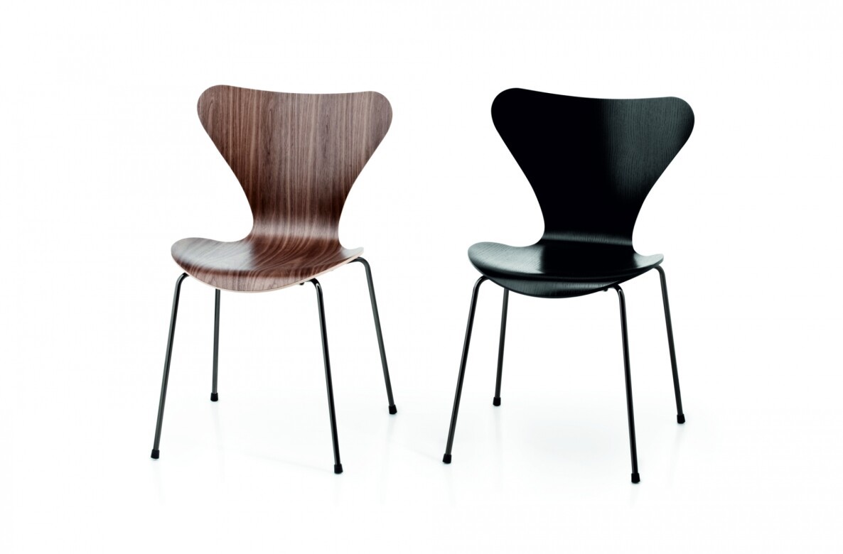 Dans la catégorie chaise & tabouret : Série 7 par Fritz Hansen
