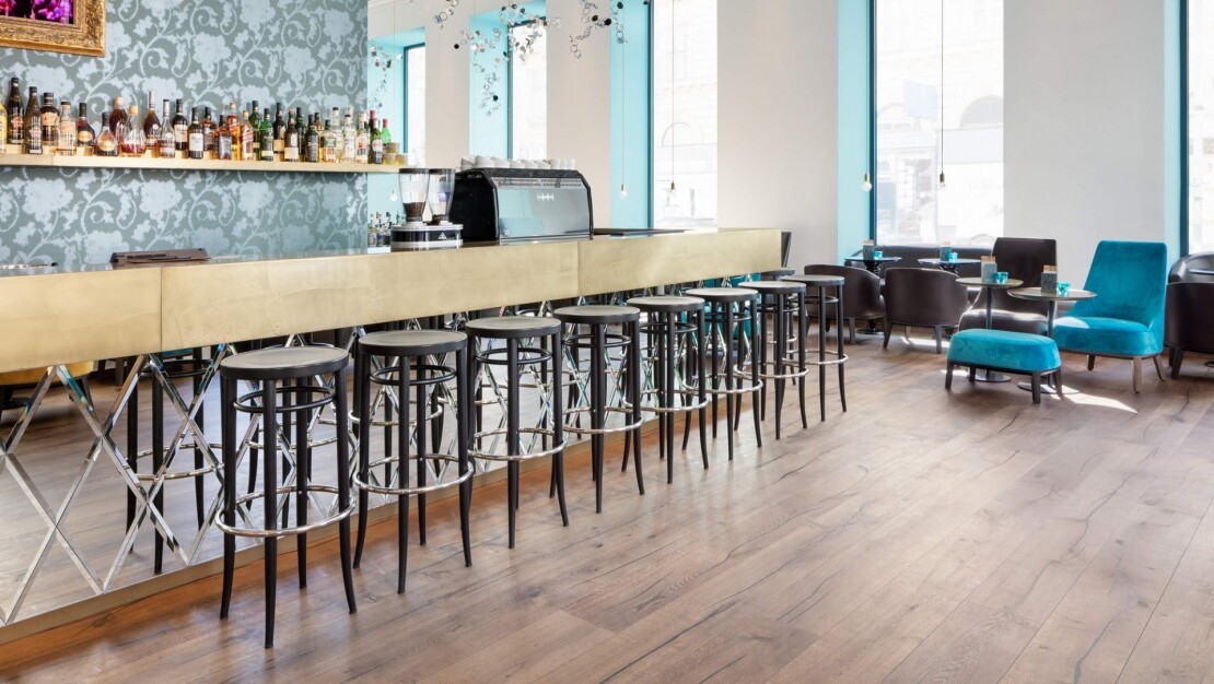 204 par Thonet