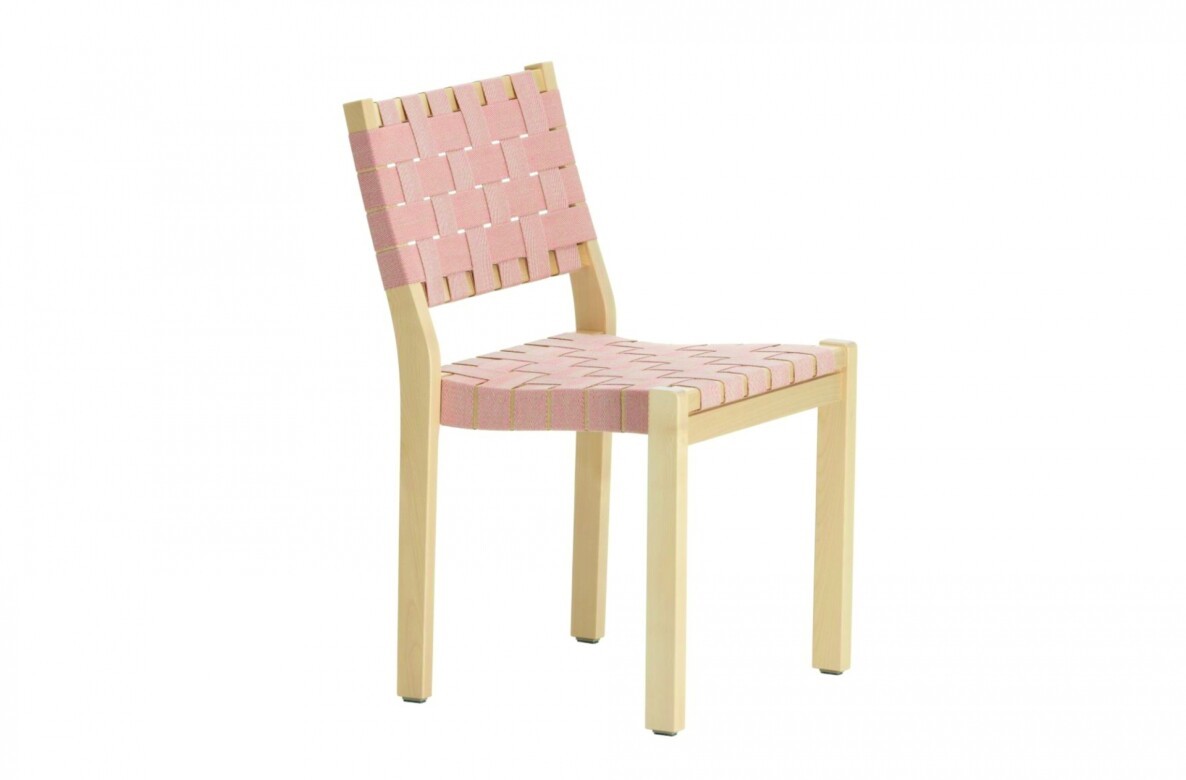 Dans la catégorie chaise & tabouret : Chaise 611 par Artek