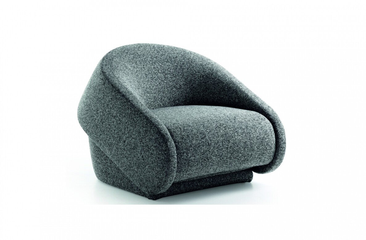 Armchair Up Lift by Prostoria