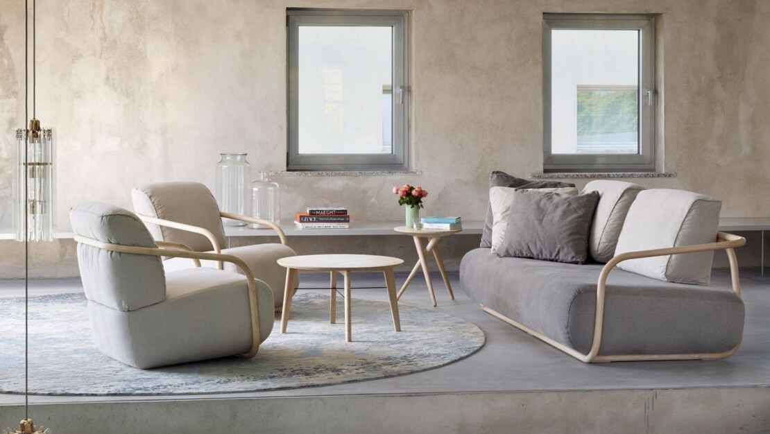 2000 by Thonet
