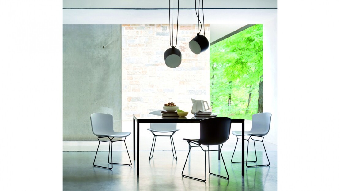 Bertoia Plastic Side chair par Knoll