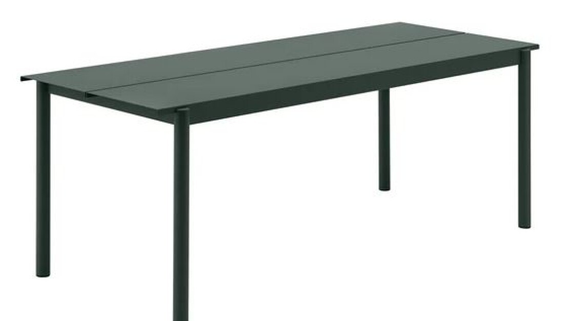 Linear steel by Muuto
