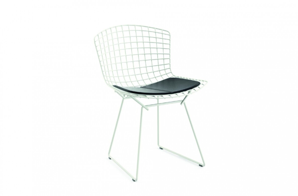Outdoor furniture Bertoia Chair by Knoll