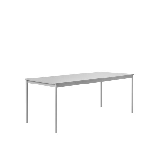 Base table by Muuto